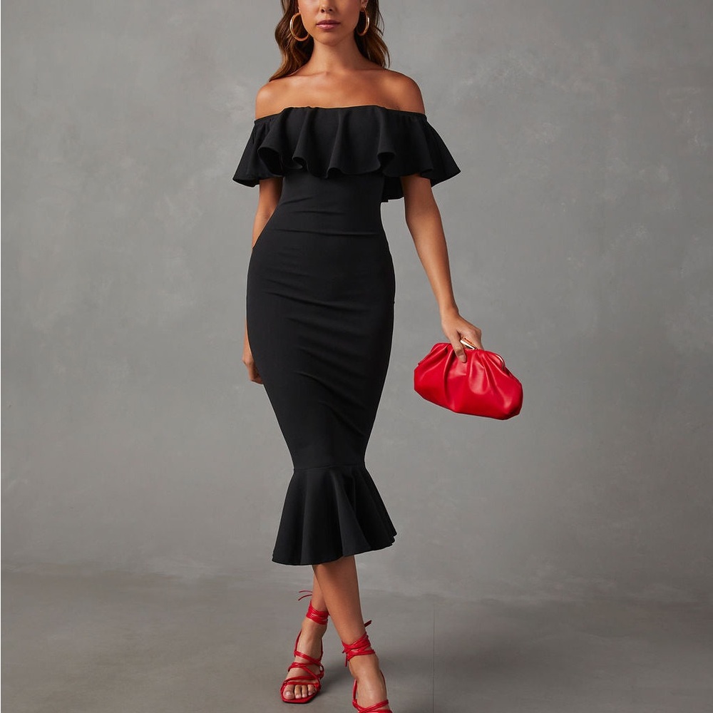 SHOP 17 VICI HAVANA RUFFLE MIDI DRESS SIZE MED - BURGUNDY COLOR
